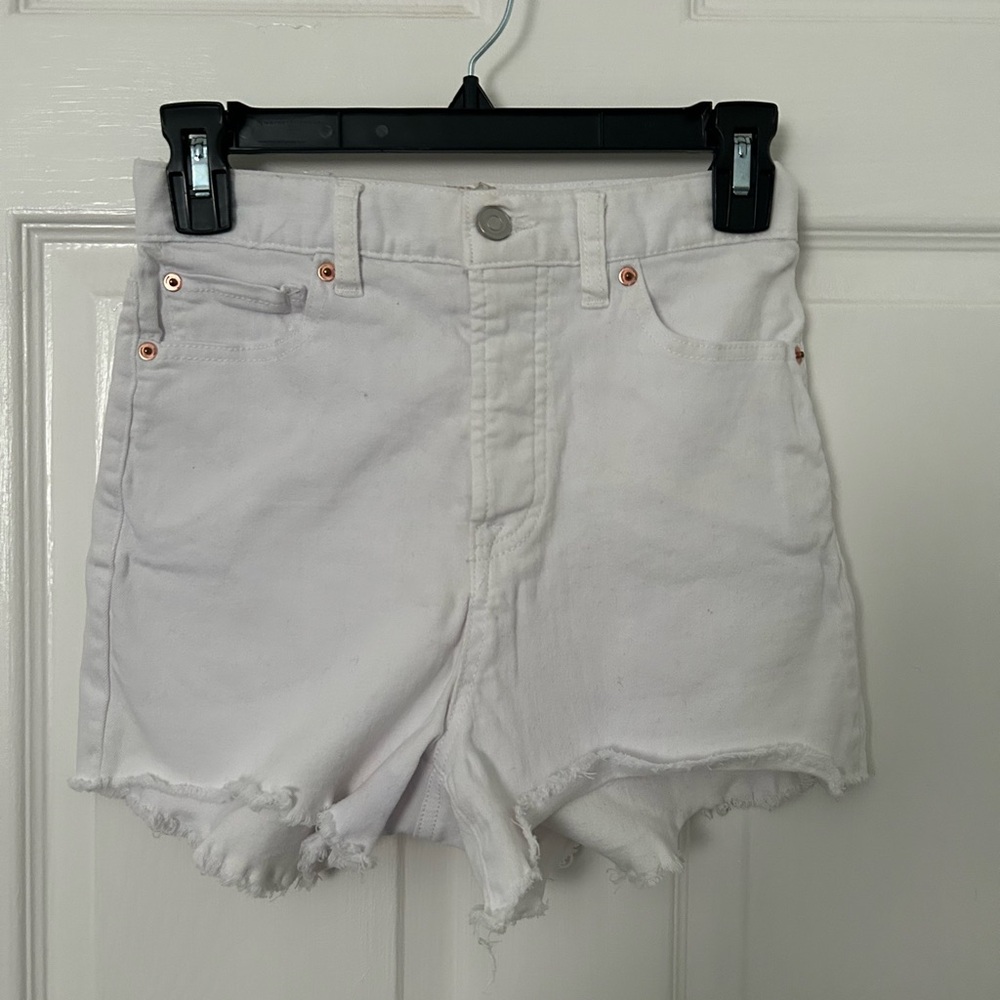Gianni Bini White High-Rise Frayed Denim Shorts